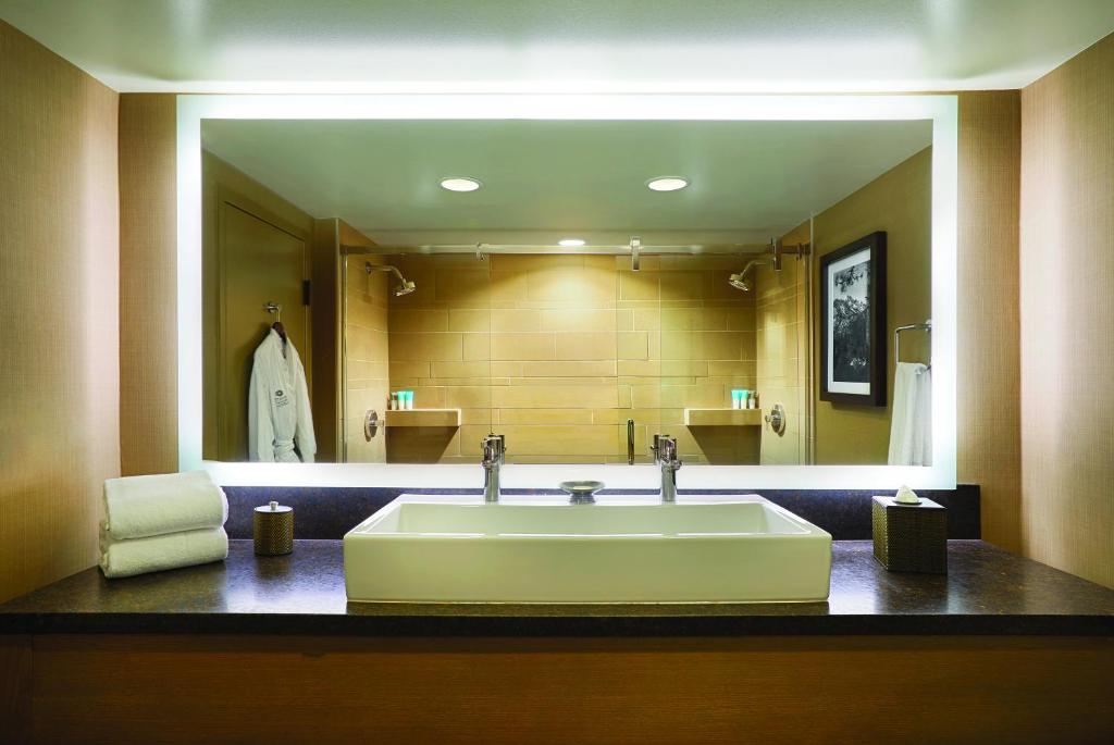 Hyatt Regency Lake Tahoe Resort (Incline Village)