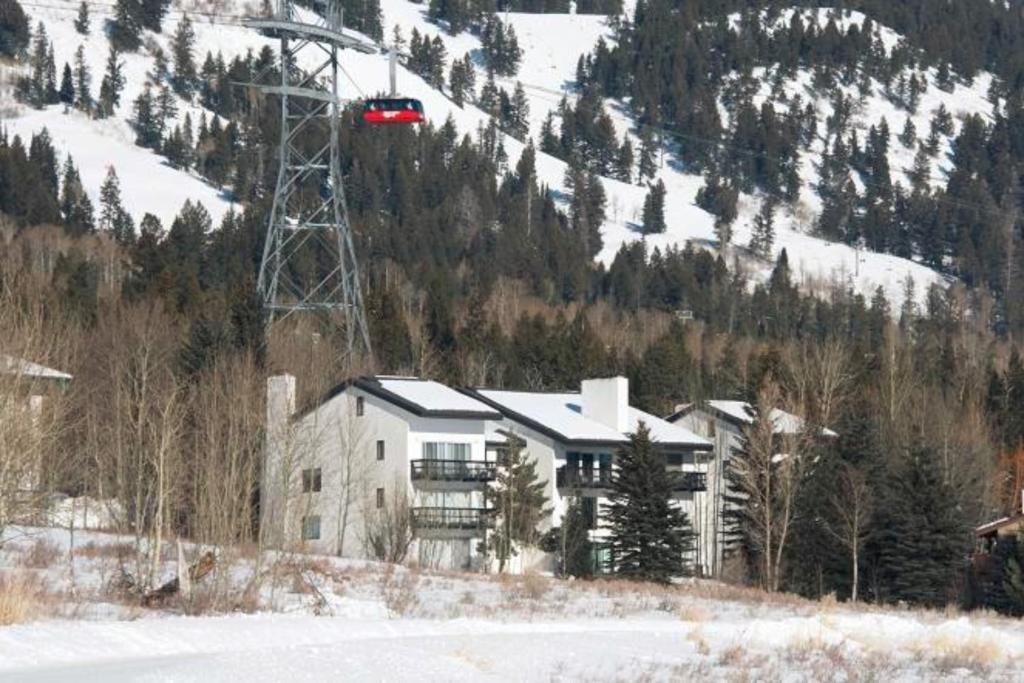 JHRL - Four Seasons II #3 - Perfect mountain getaway (Teton Village)