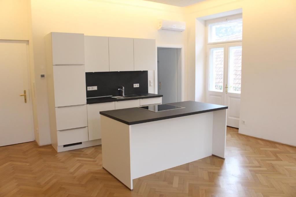 Meranosuites