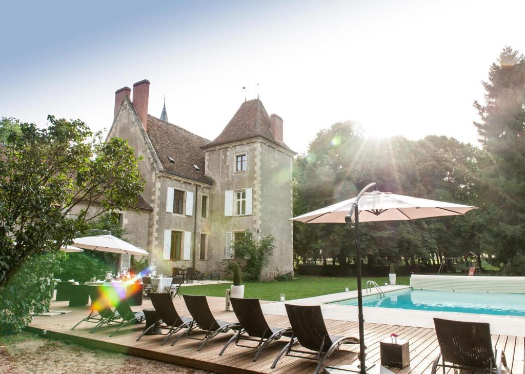 Château - Hôtel Le Sallay (Magny-Cours)