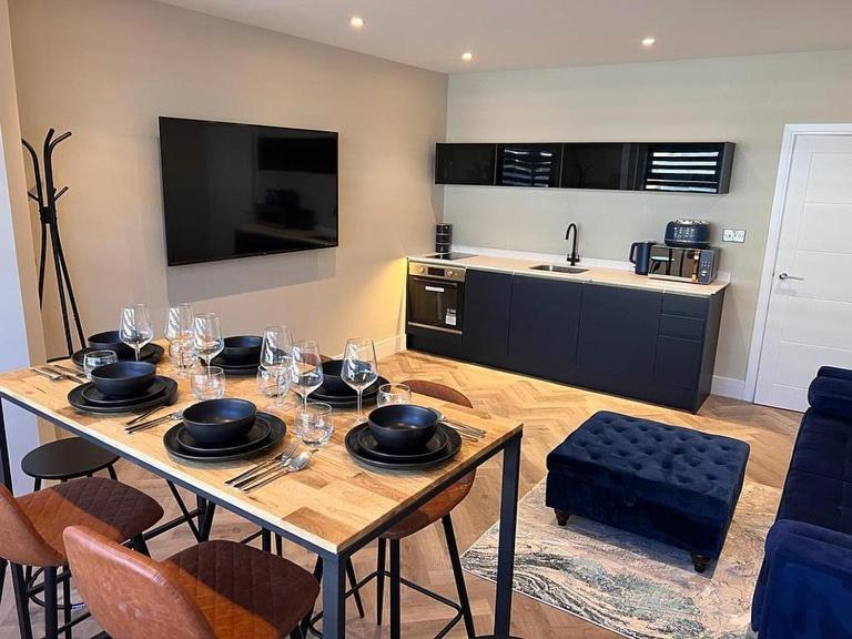 Five Apartments