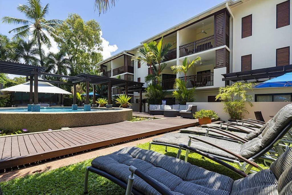 Charming 1 bedroom Apt - Close to Town & Beach