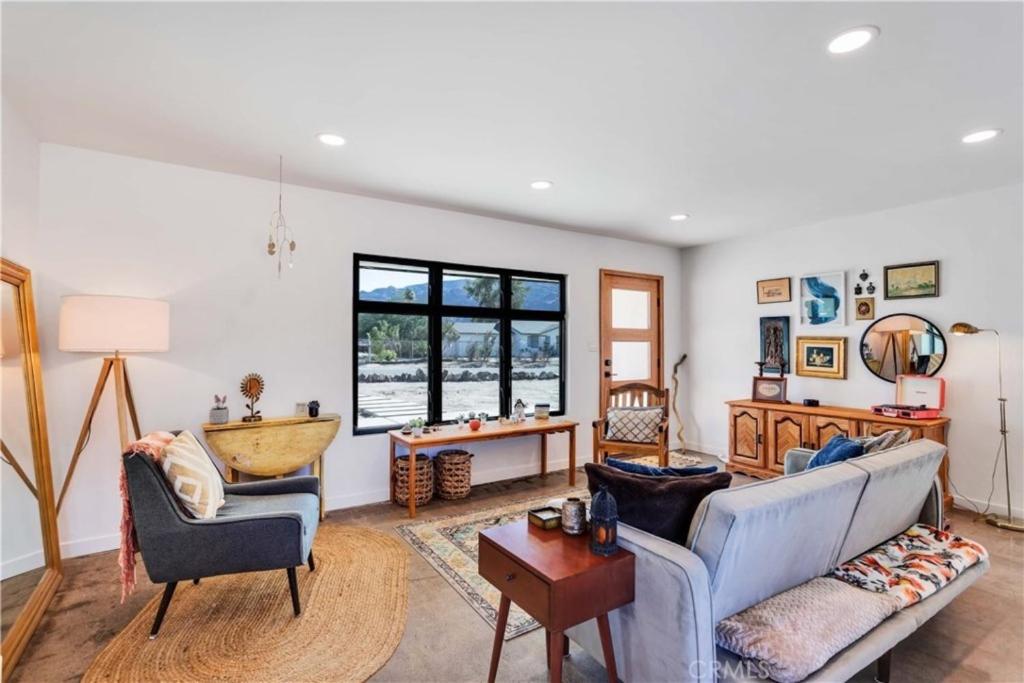 Charming Desert Family Haven 5 mins to Joshua Tree