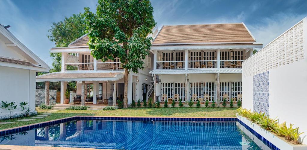 Chic stay HANA Boutique hotel