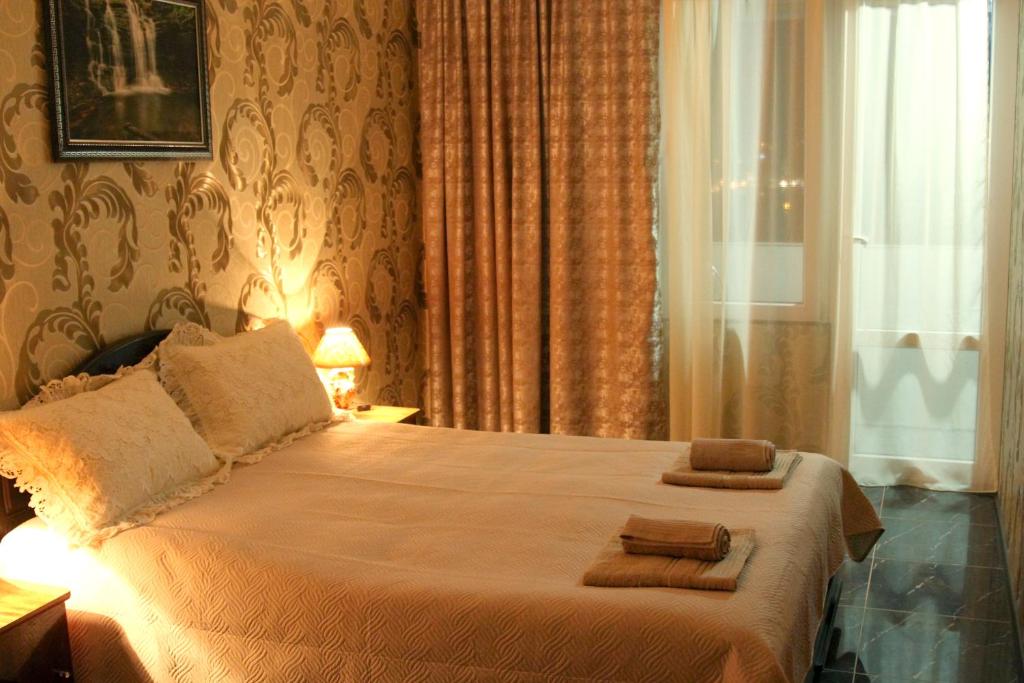 Georgian Hosts Tbilisi