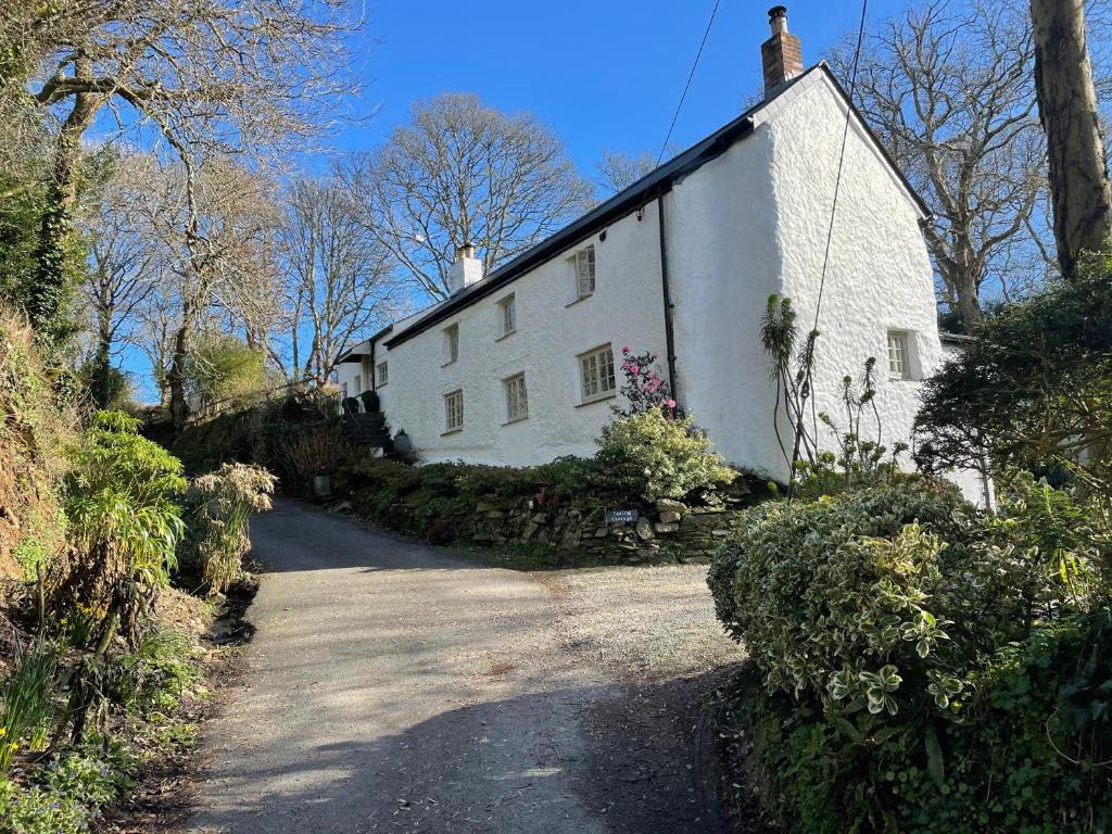 Spring Cottage B&B (Probus)