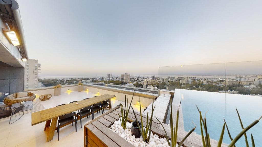 SERENE - Infinity Cview pool - 4 bedrooms Luxury Penthouse
