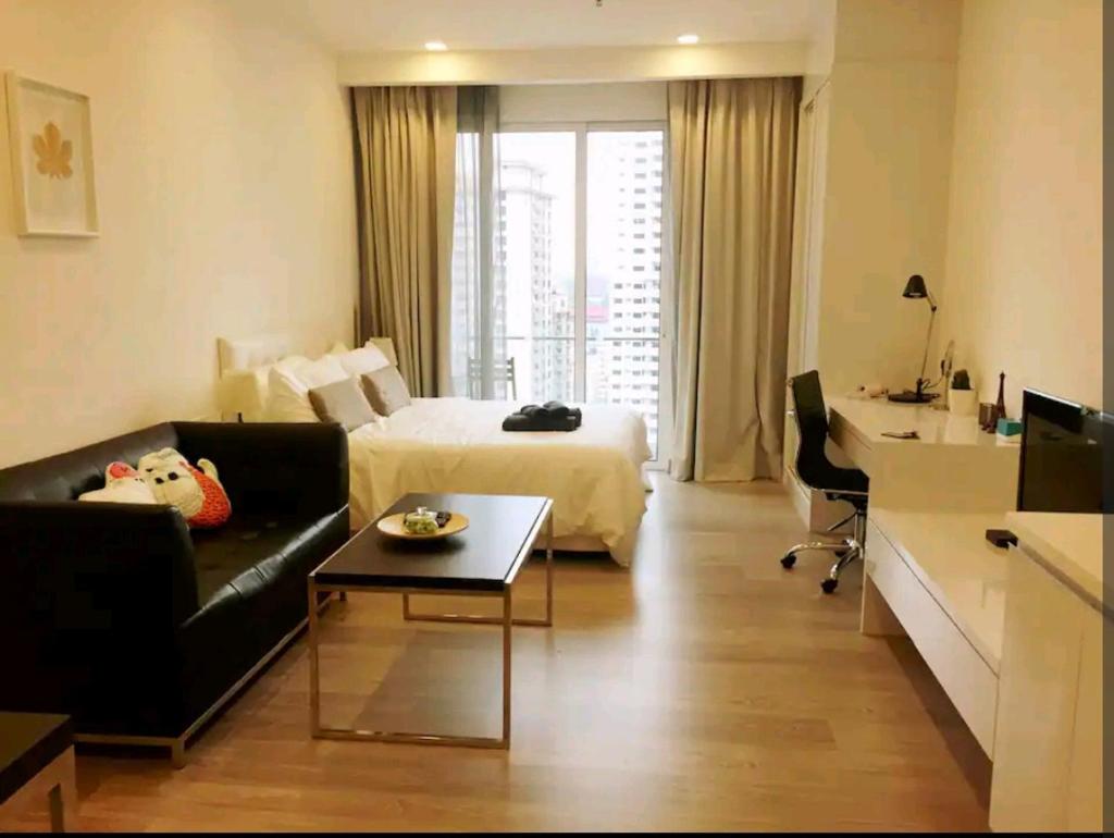 Roomy Suites @One Bukit Ceylon