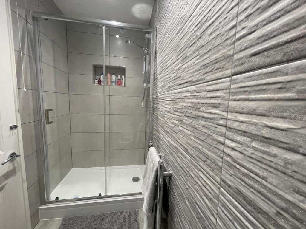 Modern Luxury 3 bed house