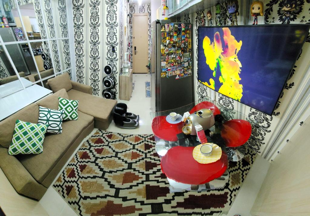 High-Tech Studio at Grass Residences -2 persons only