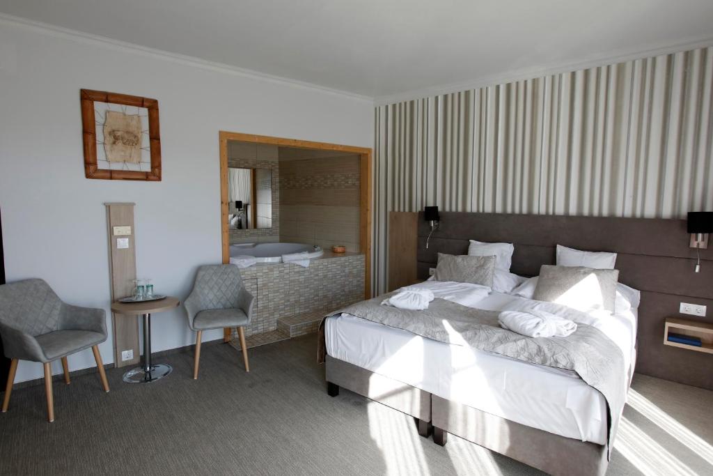 Wellness Hotel Laroba (Alsóörs)