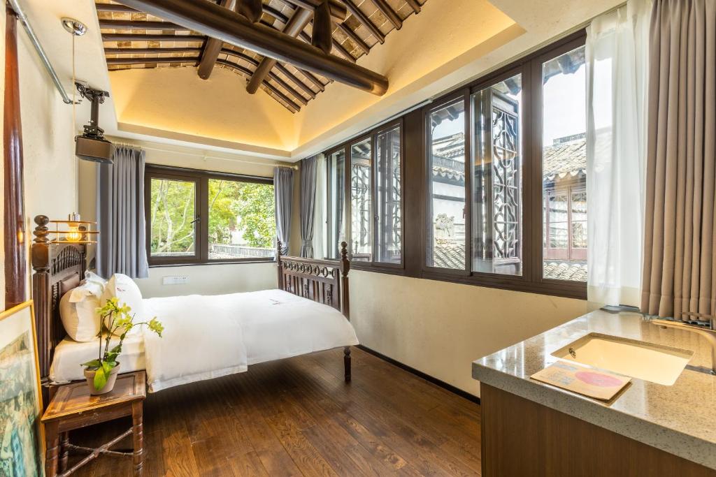 Tongli 1917 Best South Inn