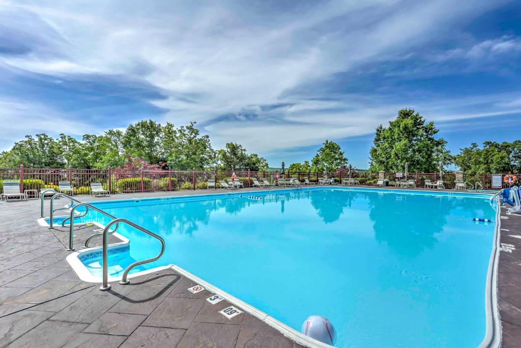Stylish Holiday Hills Vacation Rental!