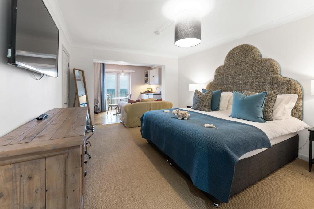 The Rosevine (Porthscatho)