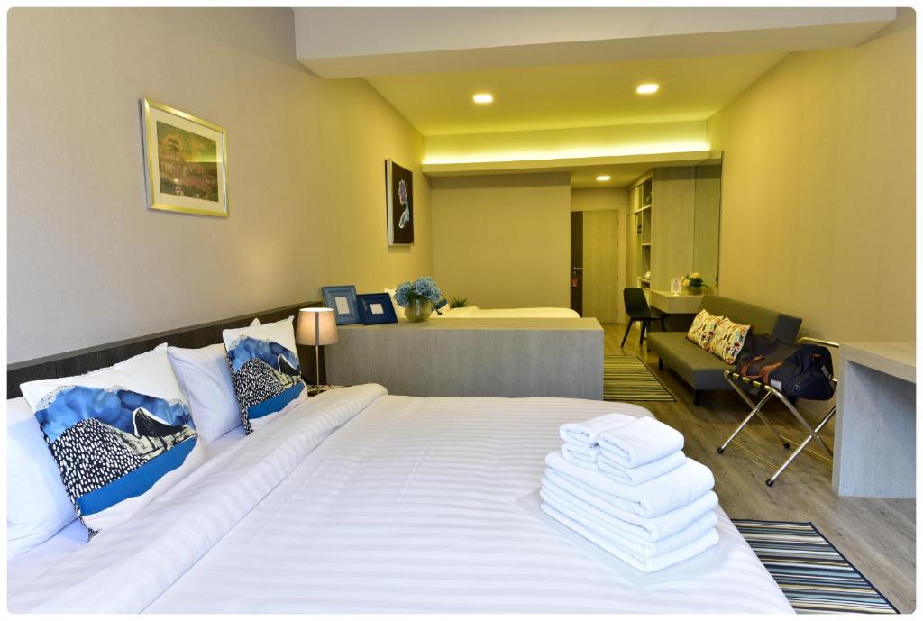 Ratchadamnoen Residence