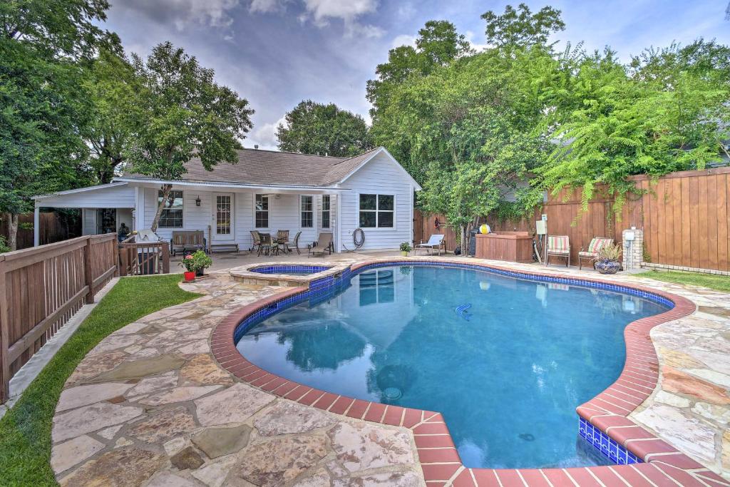 San Antonio House with Private Pool