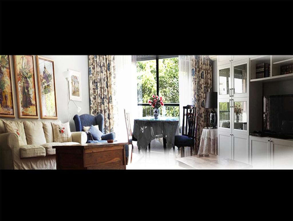 TRIANA HOME & Free Parking