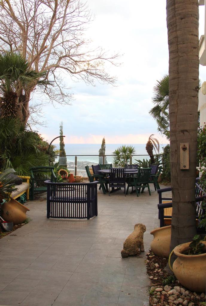 Boutique Apartment Facing the Sea