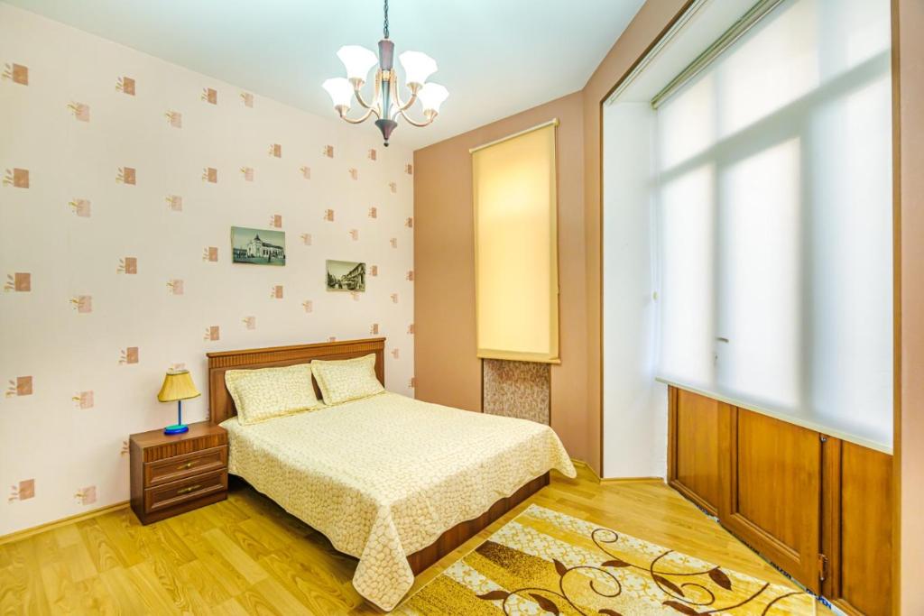 M Estate Targovu 2 room