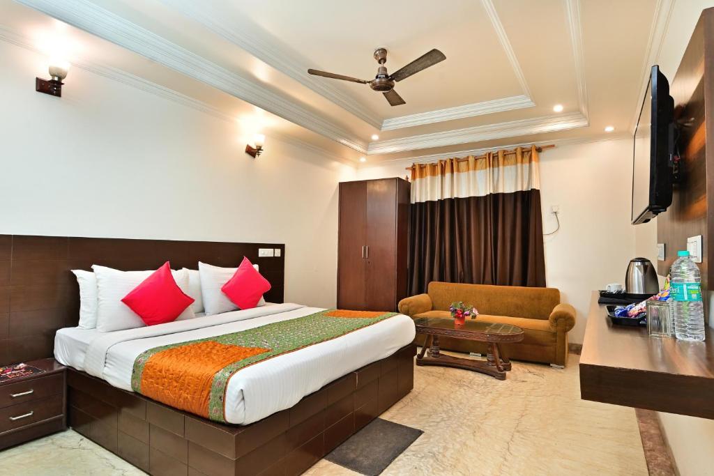 The Grace Hotel - 5 Min from Delhi Airport