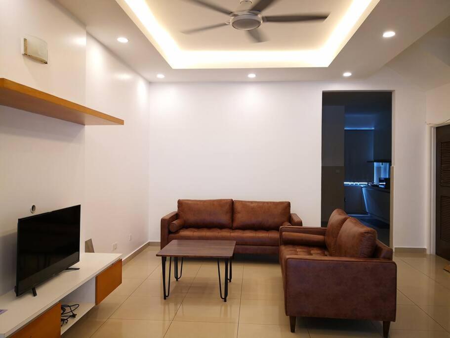 Chris Cozyplace (Bayan Lepas)