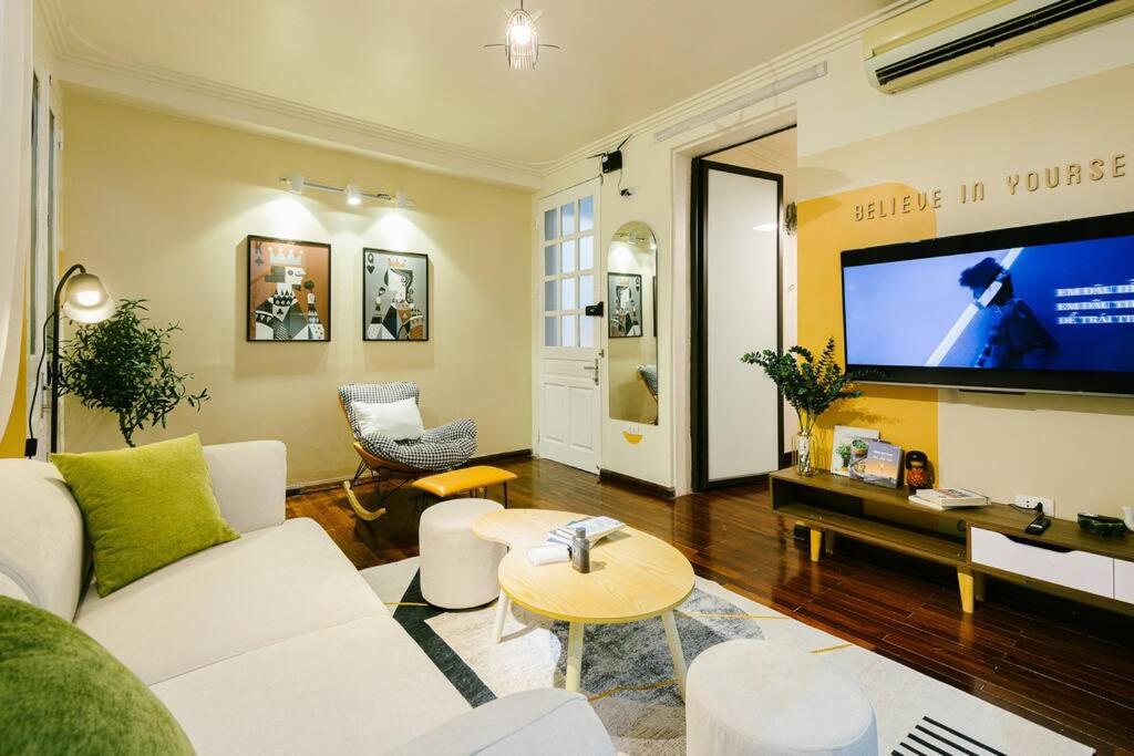 BER'S HOME - DUPLEX/2BEDROOMS/HOTTUB/NETFLIX