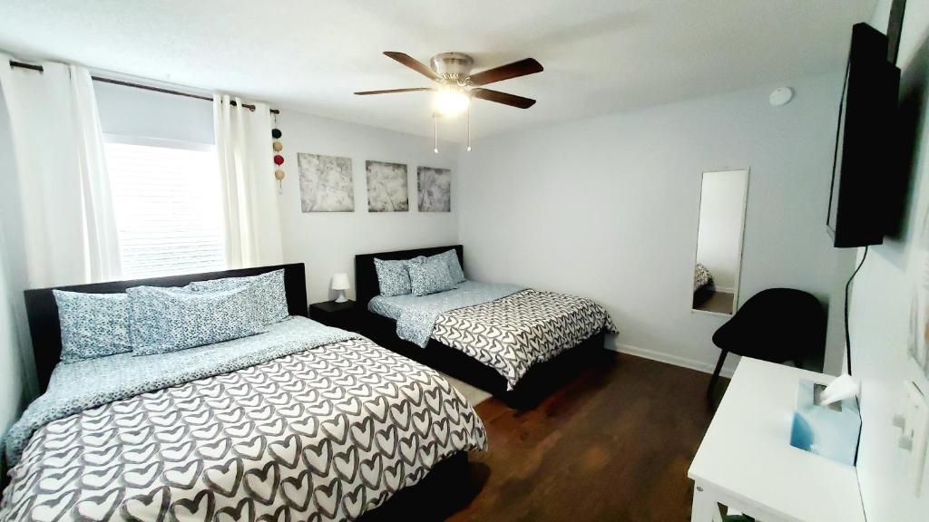 Townhouse 8 guests 4Queen beds 3bd 2bath near I295 (Jacksonville)