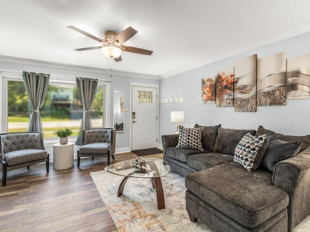 Chicago FHS Rental - Lake Park