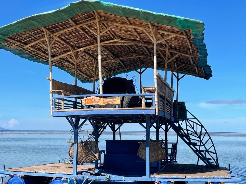 Bamboo Nest Beachfront Floating Tent