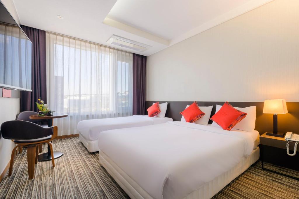 Shin Shin Hotel Jeju Worldcup