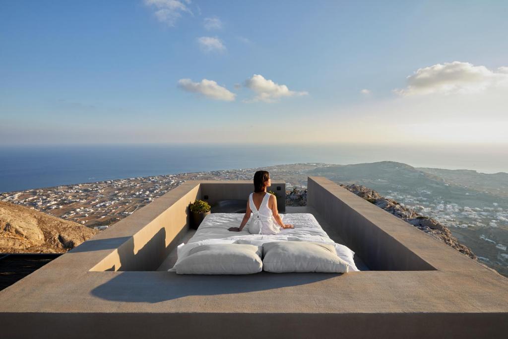 Santorini Sky (Pirgos)