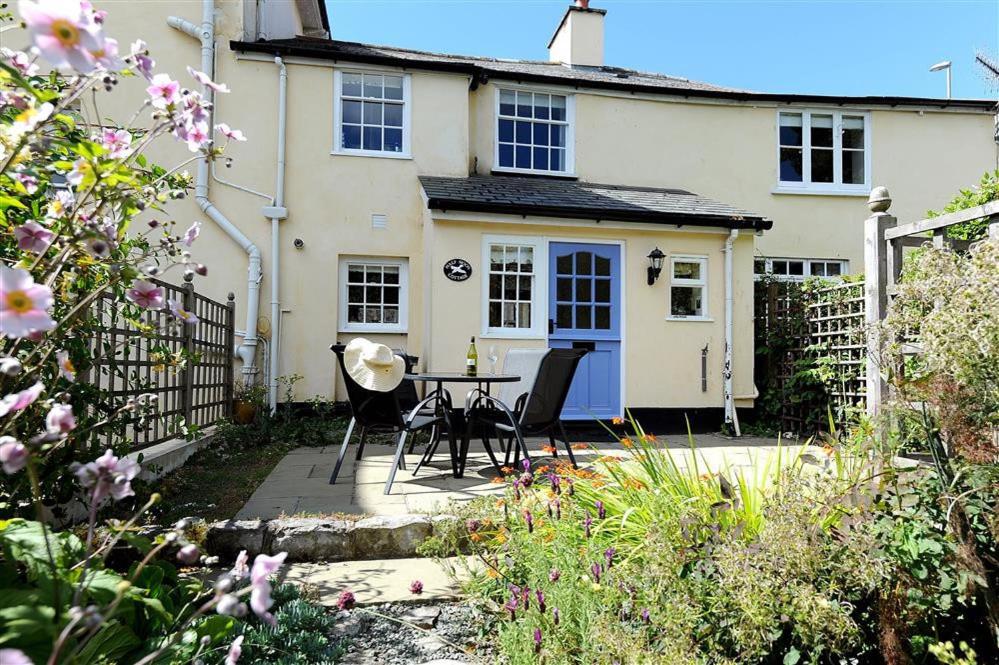 Half Moon Cottage