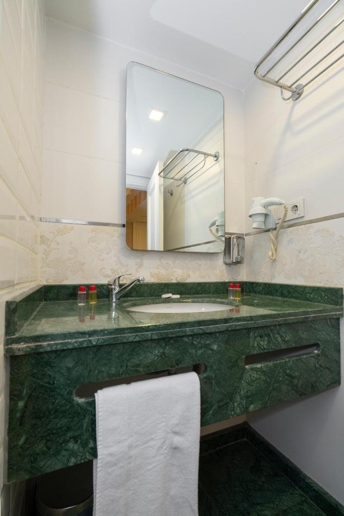 Moss Suites Hotel