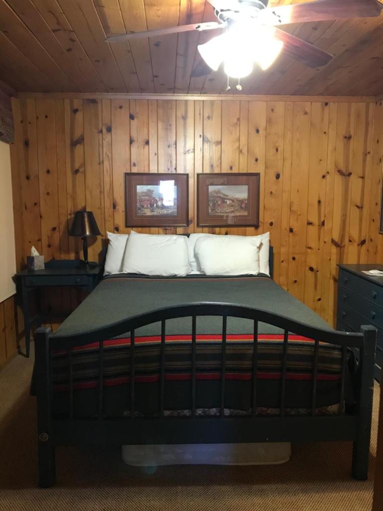 The Lodge at Red River (Red River)