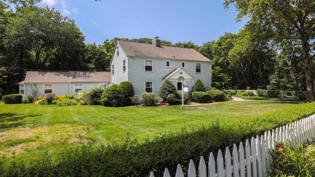 The Stony Brookside Bed & Bike Inn (Stony Brook)