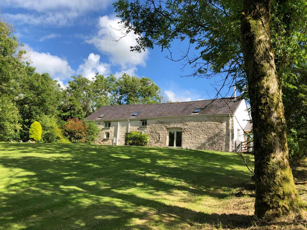 Dan y Graig Barn (Carmarthen)
