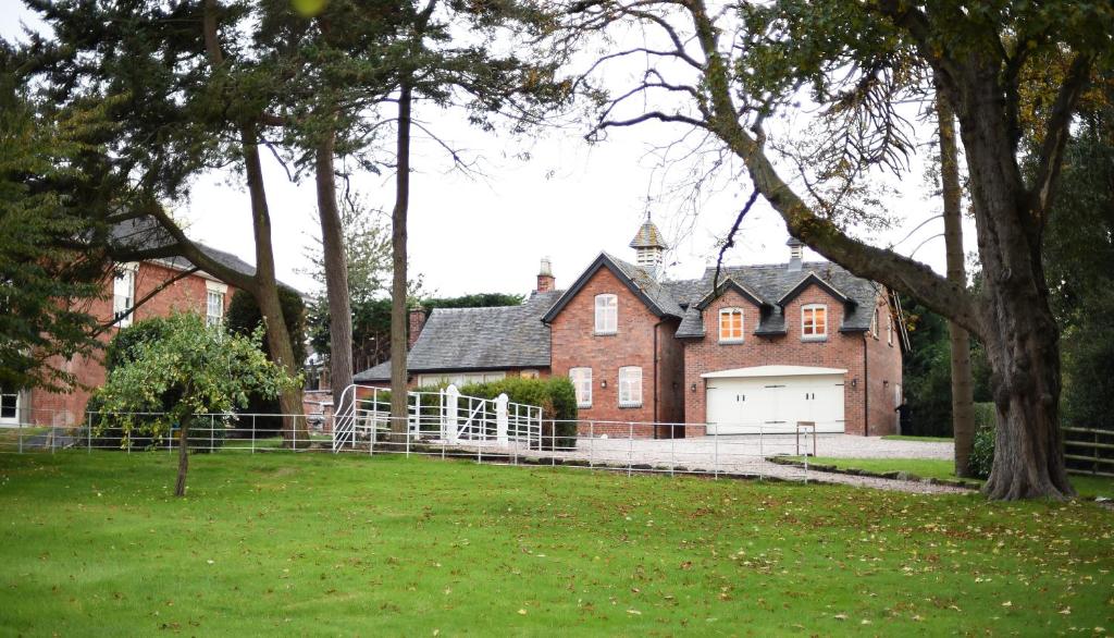 Woodleighton Cottages (Uttoxeter)