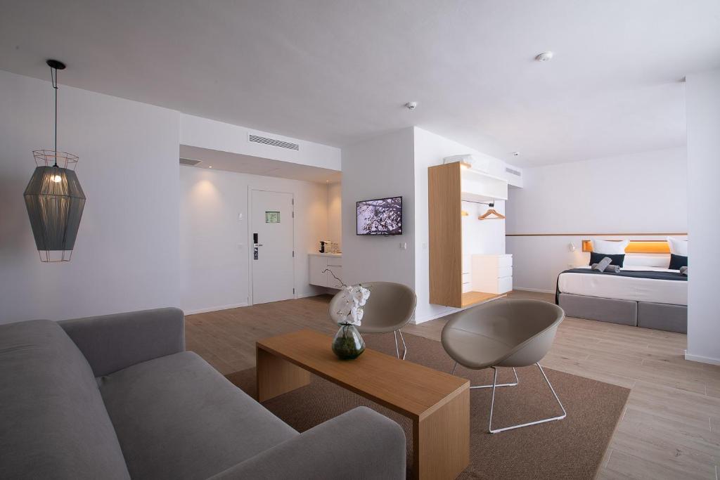 Hotel Anfora Ibiza (Es Cana)