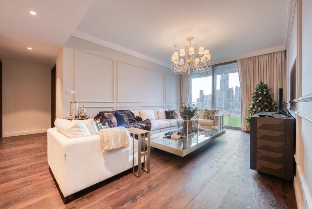 Luxurious 3 Bedroom Apartment in Boulevard Point