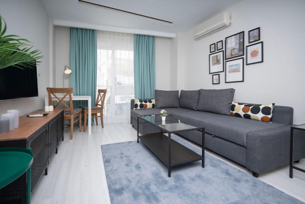 Fabulous Flat near Beach in Muratpasa