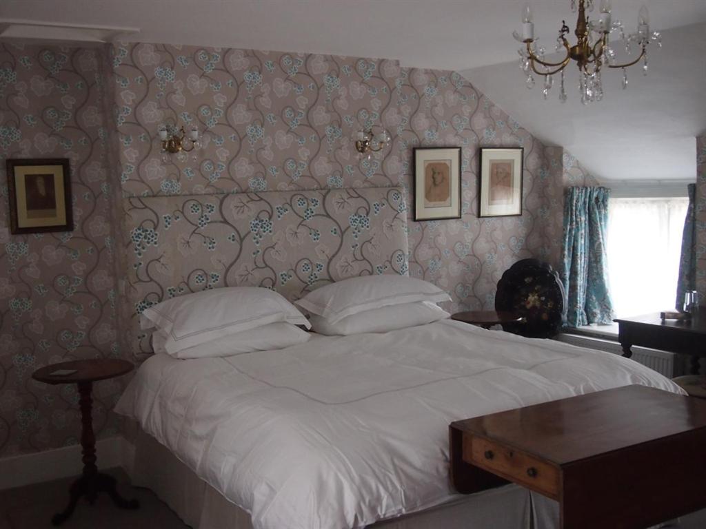 Clare Cottage (Sherborne)