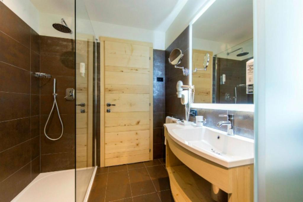 Alpholiday Dolomiti Wellness & Family Hotel (Dimaro)