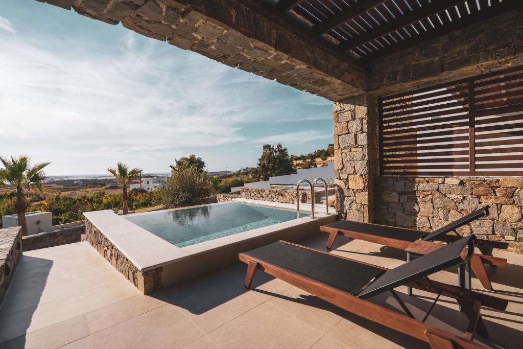Kouros Resort Paros (Pounda)
