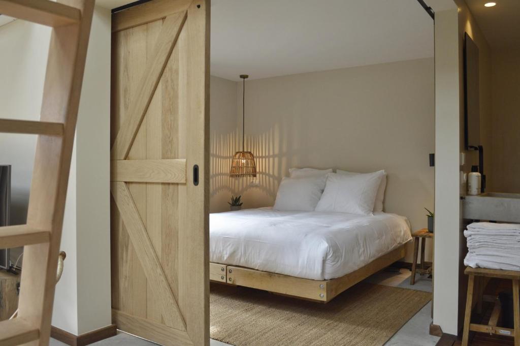 Van Heeckeren Apartments & Suites Buren (Buren)