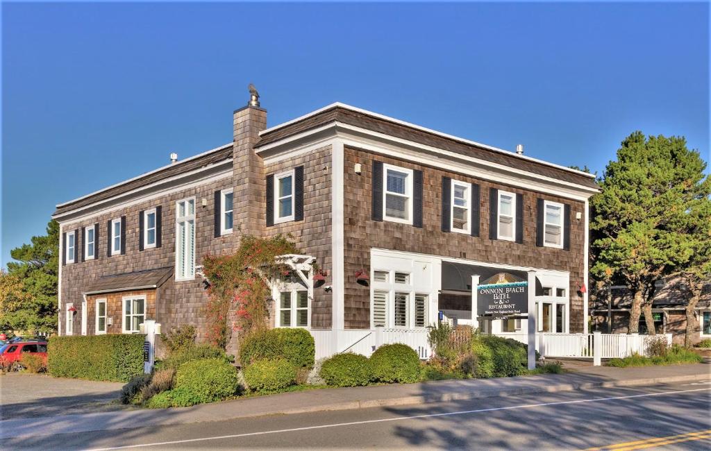 Cannon Beach Hotel Collection (Cannon Beach)