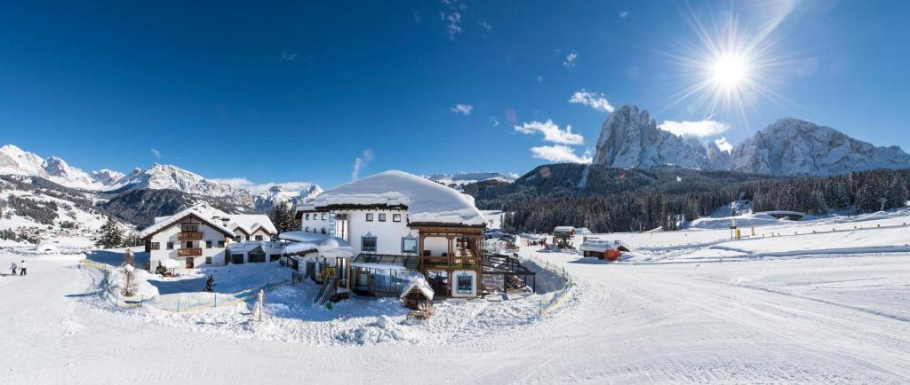 Hotel Cendevaves (Santa Cristina in Val Gardena)