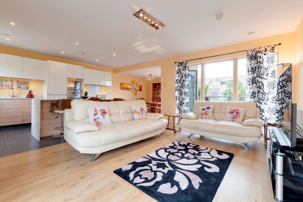 Pass the Keys Spacious 3Bedroom Home by Addenbrookes Hospital