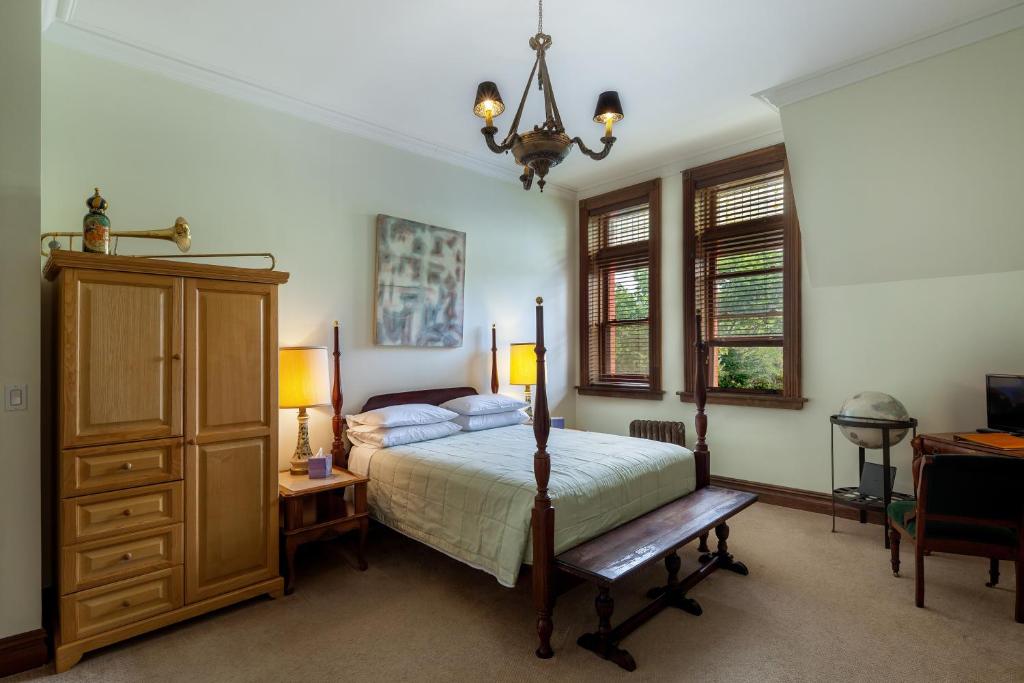 Manhattan Guest Suites