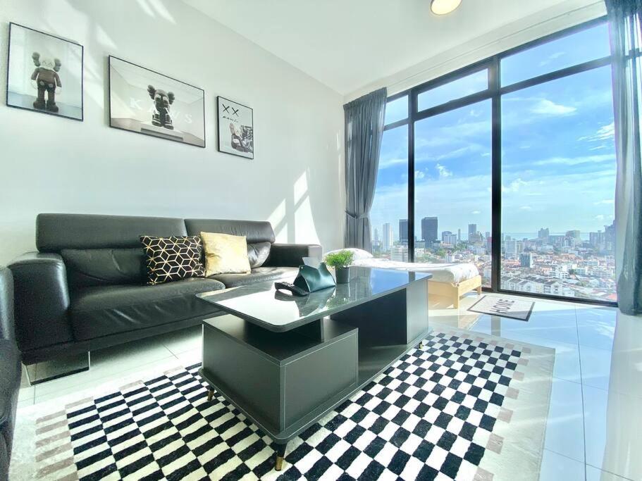 Beacon Executive Suites - KomtarView Executive Suite