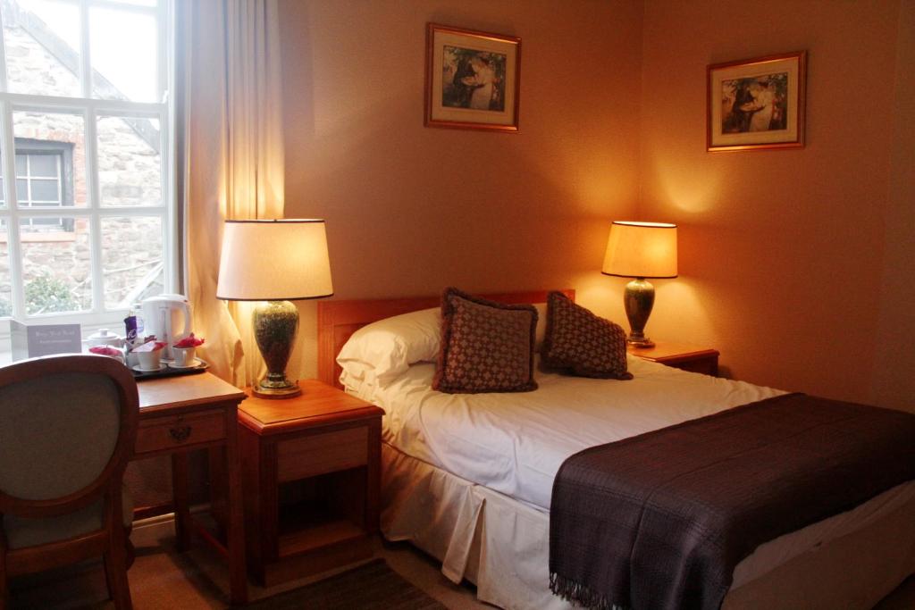 The Kings Head Hotel (Abergavenny)